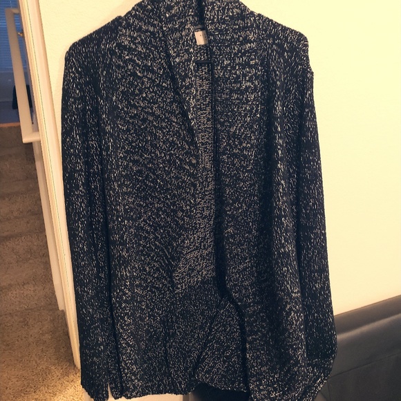 Black and White Warm Long Sweater - Picture 1 of 2